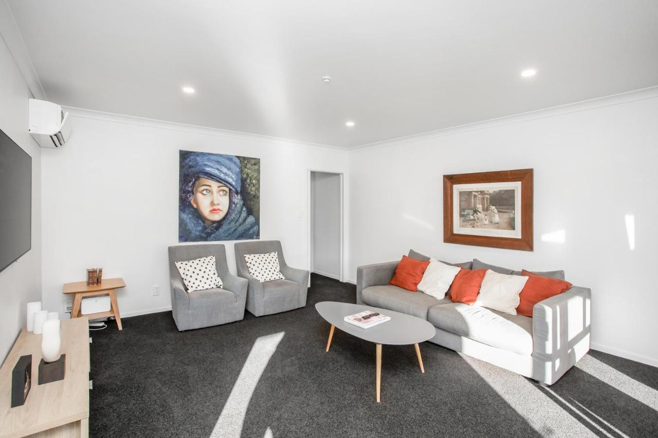 Spacious Quality Apartment, Convenient Location Christchurch Eksteriør bilde