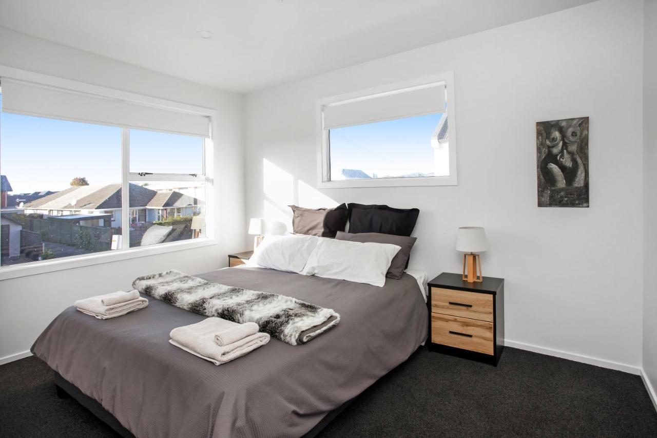 Spacious Quality Apartment, Convenient Location Christchurch Eksteriør bilde